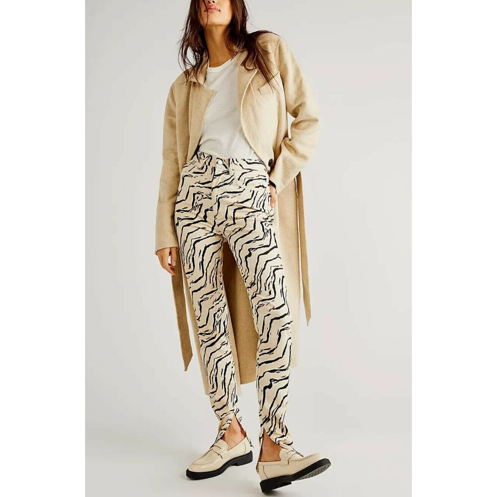 Weworewhat Tiger Piped Stiletto Slit High Rise Stretch Jean 29